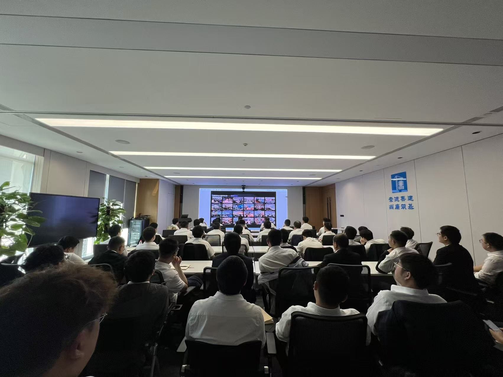 Nfch 建筑学长AI-建筑|室内|规划|景观Al创作平台